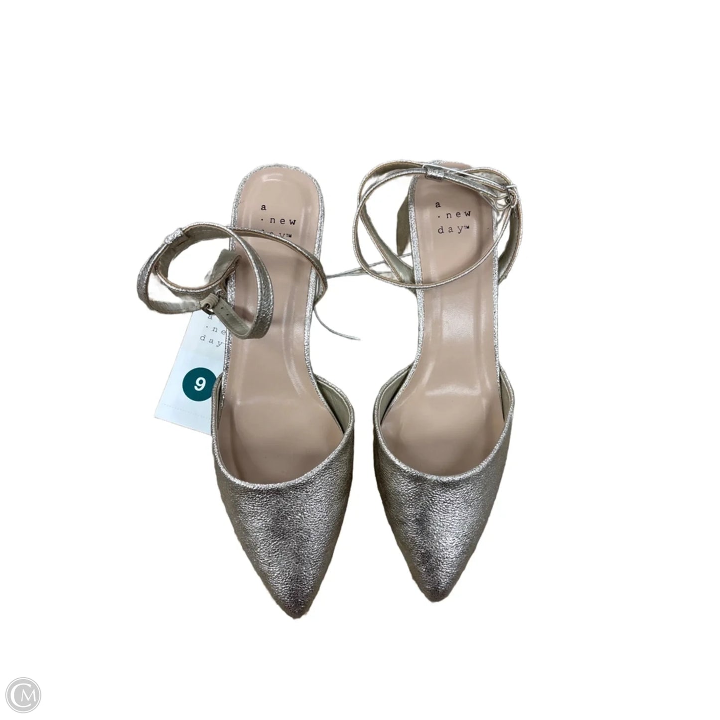 Shoes Heels Block By A New Day In Gold, Size: 9