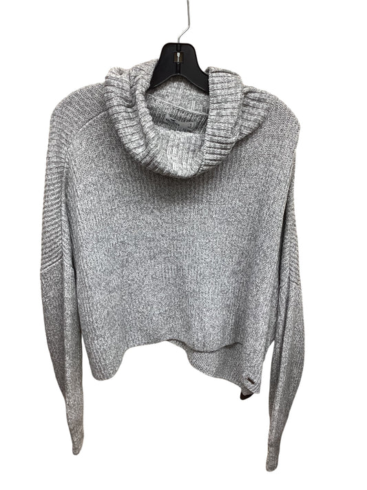 Sweater By Hollister In Grey, Size: S