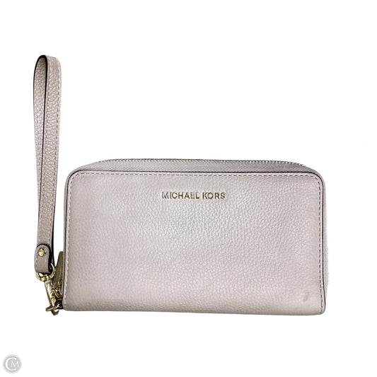 Wristlet By Michael By Michael Kors, Size: Medium
