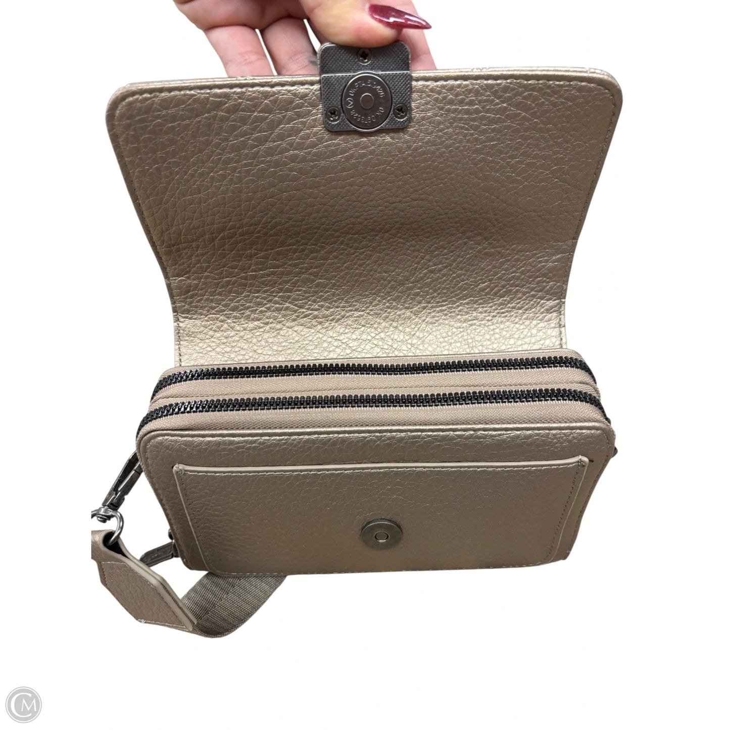 Handbag By Wrangler, Size: Small
