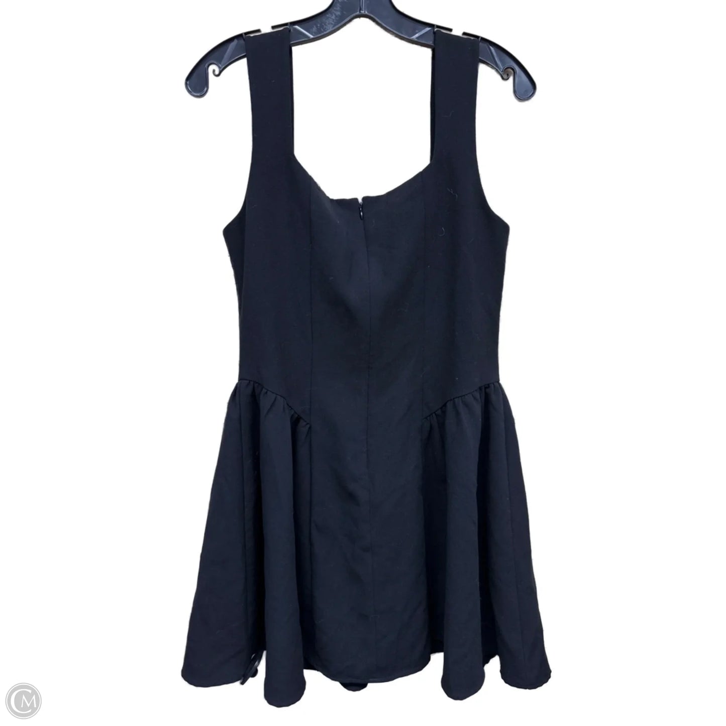 Dress Casual Short By Wayf In Black, Size: L
