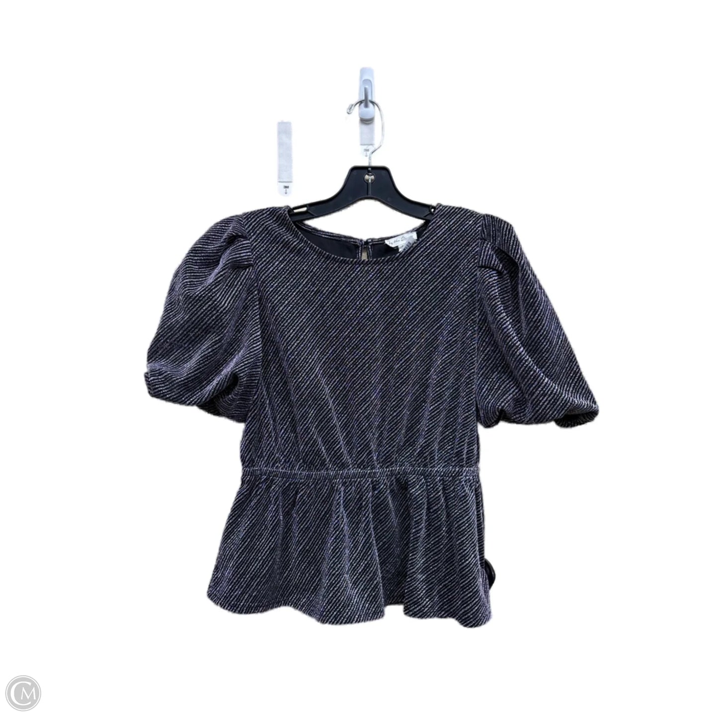 Top Short Sleeve By Clothes Mentor In Silver, Size: M