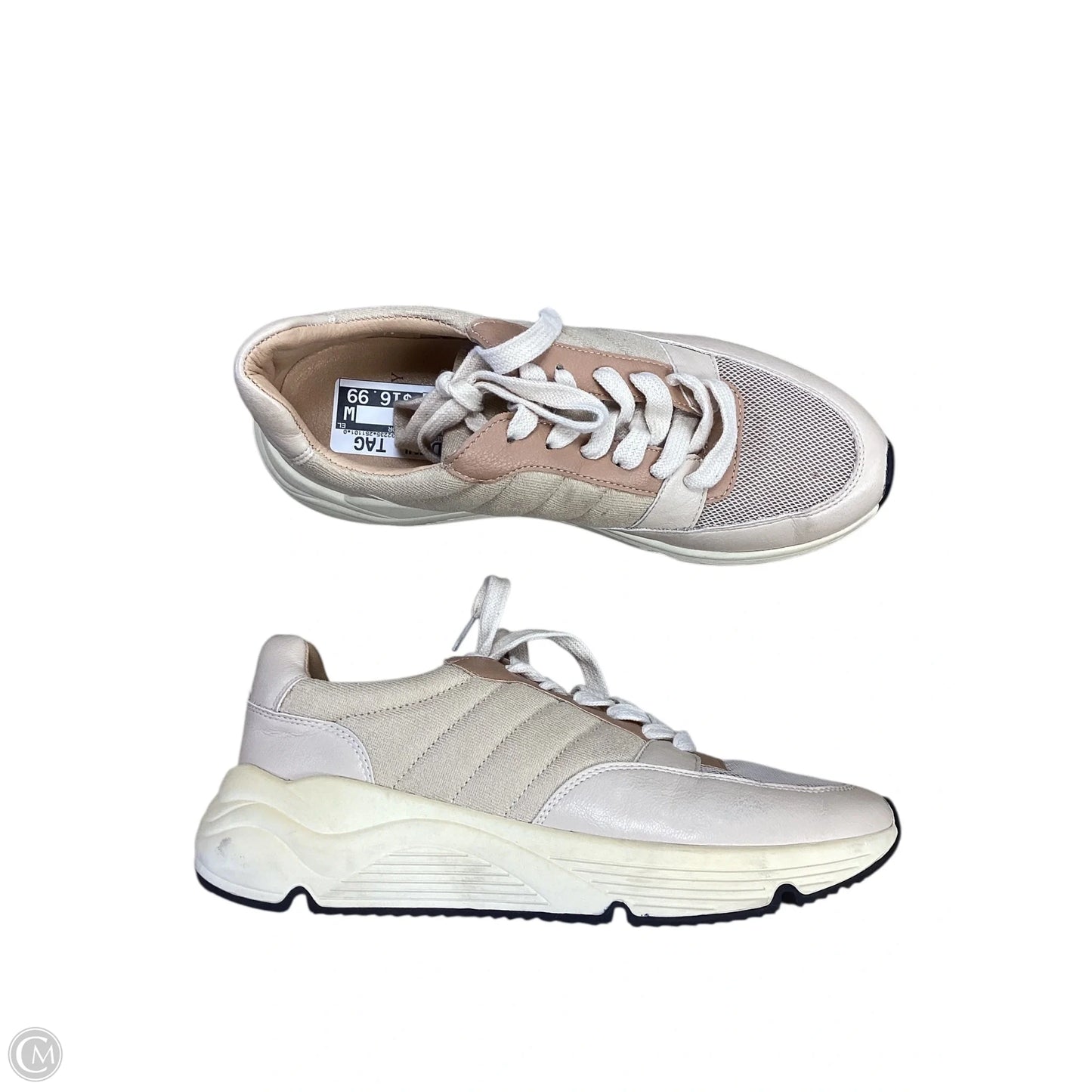 Shoes Sneakers By Clothes Mentor In Tan, Size: 7