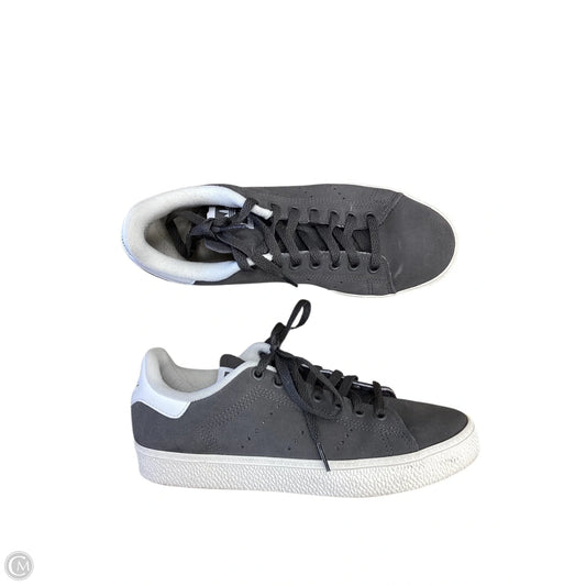 Shoes Sneakers By Adidas In Grey, Size: 7