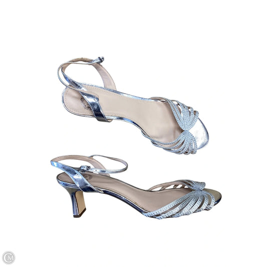 Shoes Heels Kitten By Clothes Mentor In Silver, Size: 10