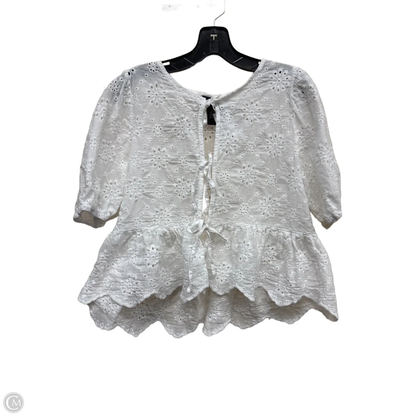 Top Short Sleeve By Clothes Mentor In White, Size: L