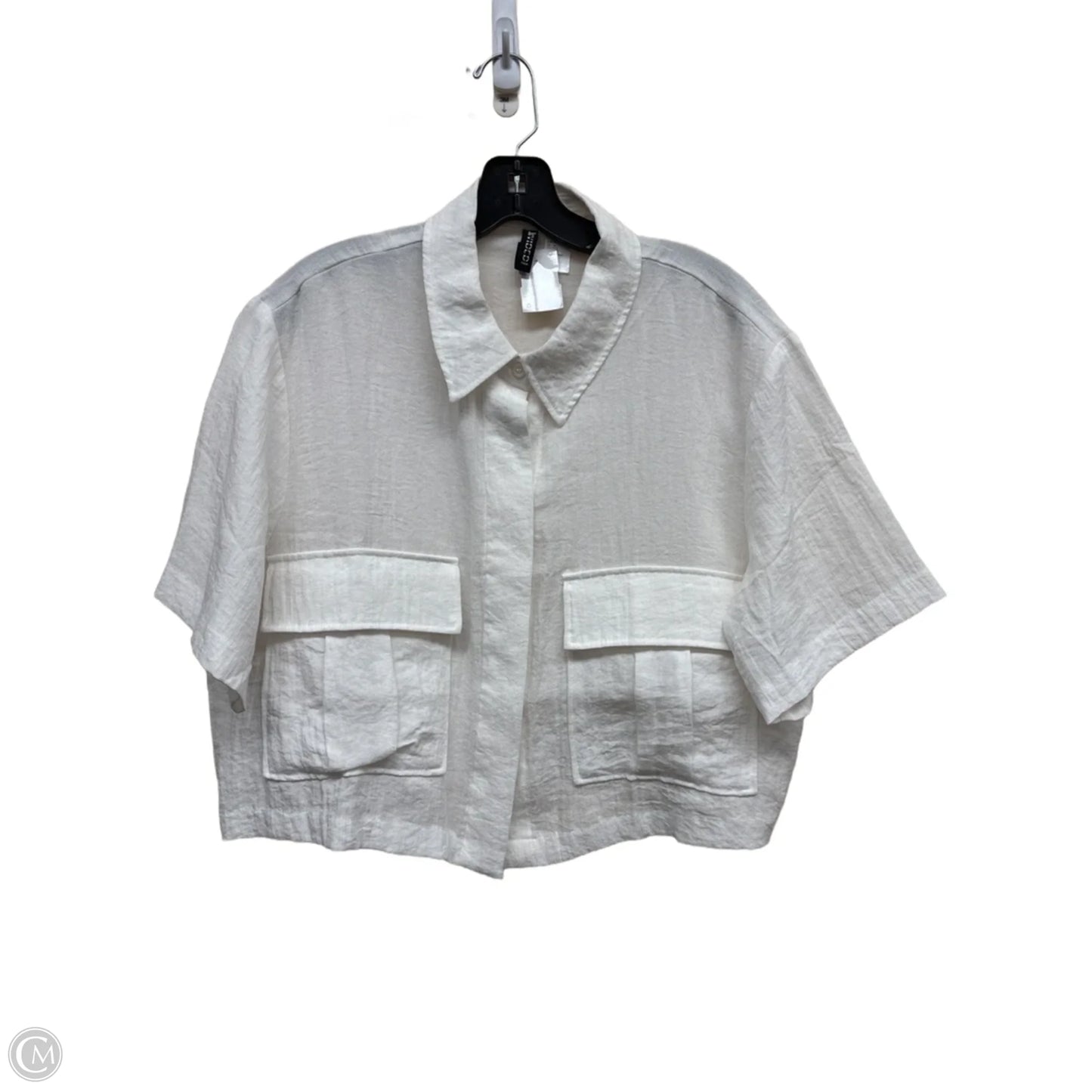 Top Short Sleeve By Divided In White, Size: M