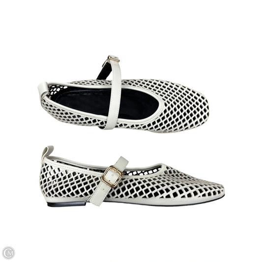 Shoes Flats By H&m In Cream, Size: 8
