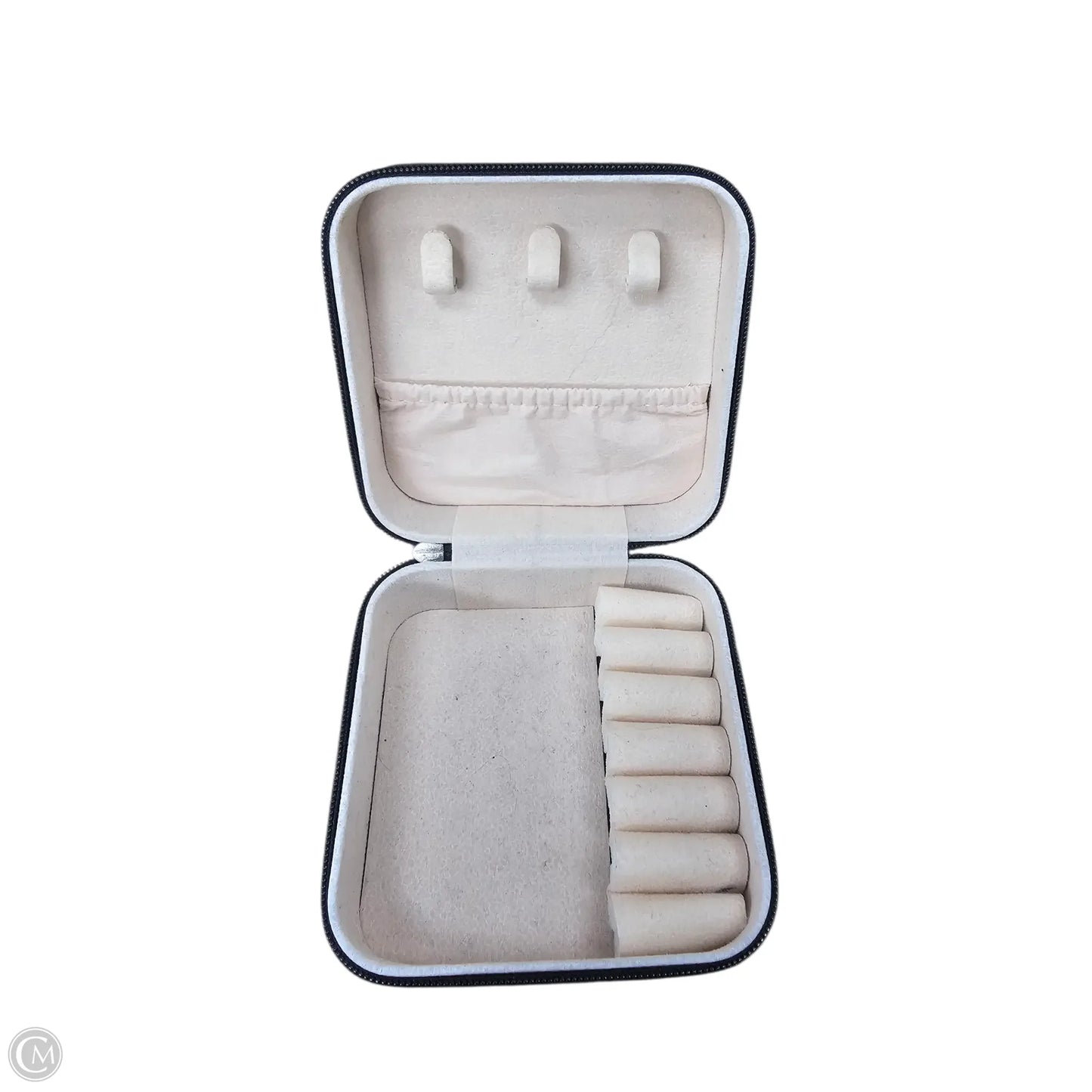 Jewelry Case By Clothes Mentor, Size: Small