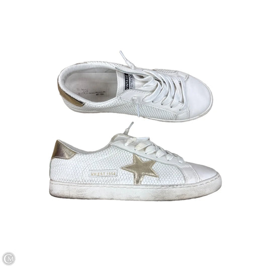 Shoes Sneakers By Vintage Havana In White, Size: 8
