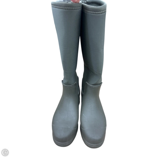 Boots Designer By Ugg In Green, Size: 6