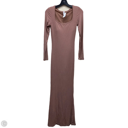 Dress Casual Maxi By Clothes Mentor In Tan, Size: M