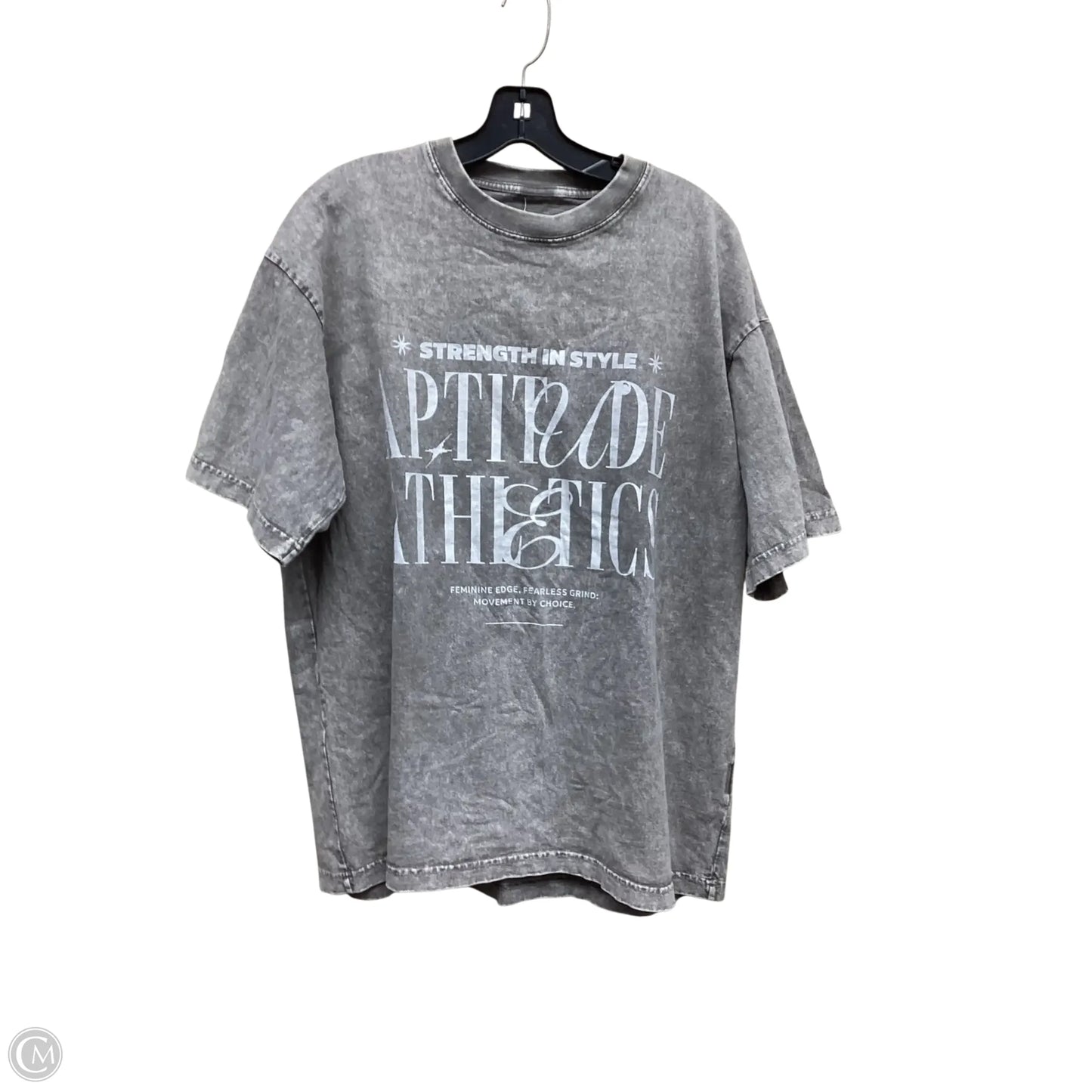 Top Short Sleeve By Clothes Mentor In Grey