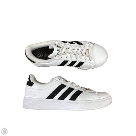 Shoes Sneakers By Adidas In Black & White, Size: 8
