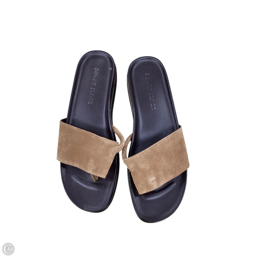 Sandals Flats By Donald Pliner In Tan, Size: 9.5