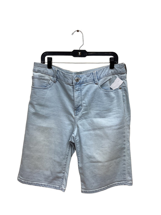 Shorts By St Johns Bay  Size: 14