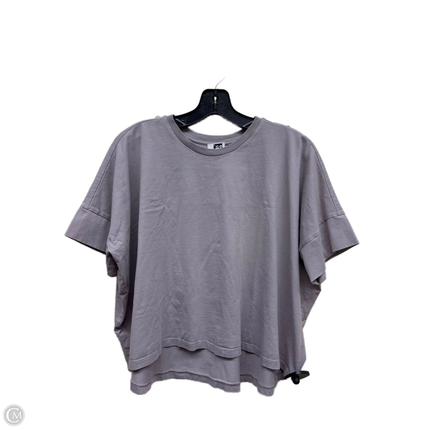 Top Short Sleeve By Uniqlo In Purple, Size: S