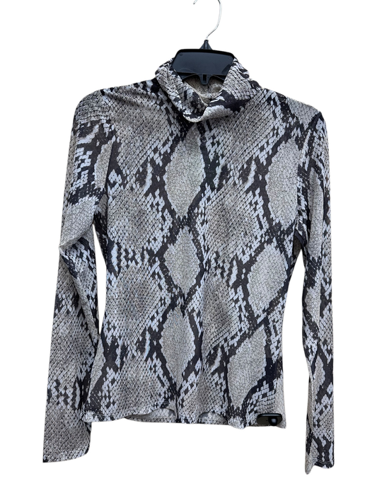 Top Long Sleeve By H&m  Size: M