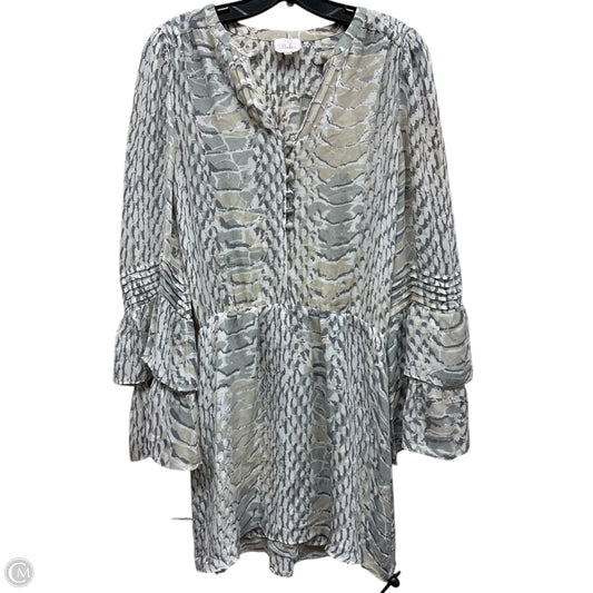 Dress Casual Short By Parker In Multi-colored, Size: S