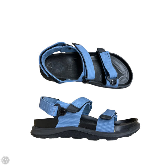 Sandals Flats By Birkenstock In Blue, Size: 6