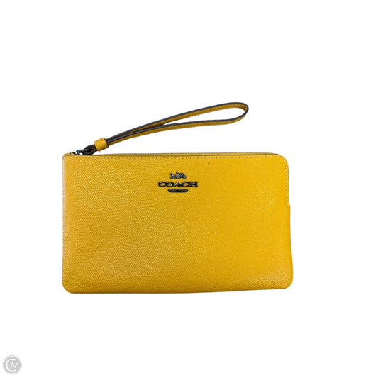 Wristlet Designer By Coach, Size: Medium