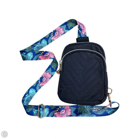 Handbag By Clothes Mentor, Size: Small