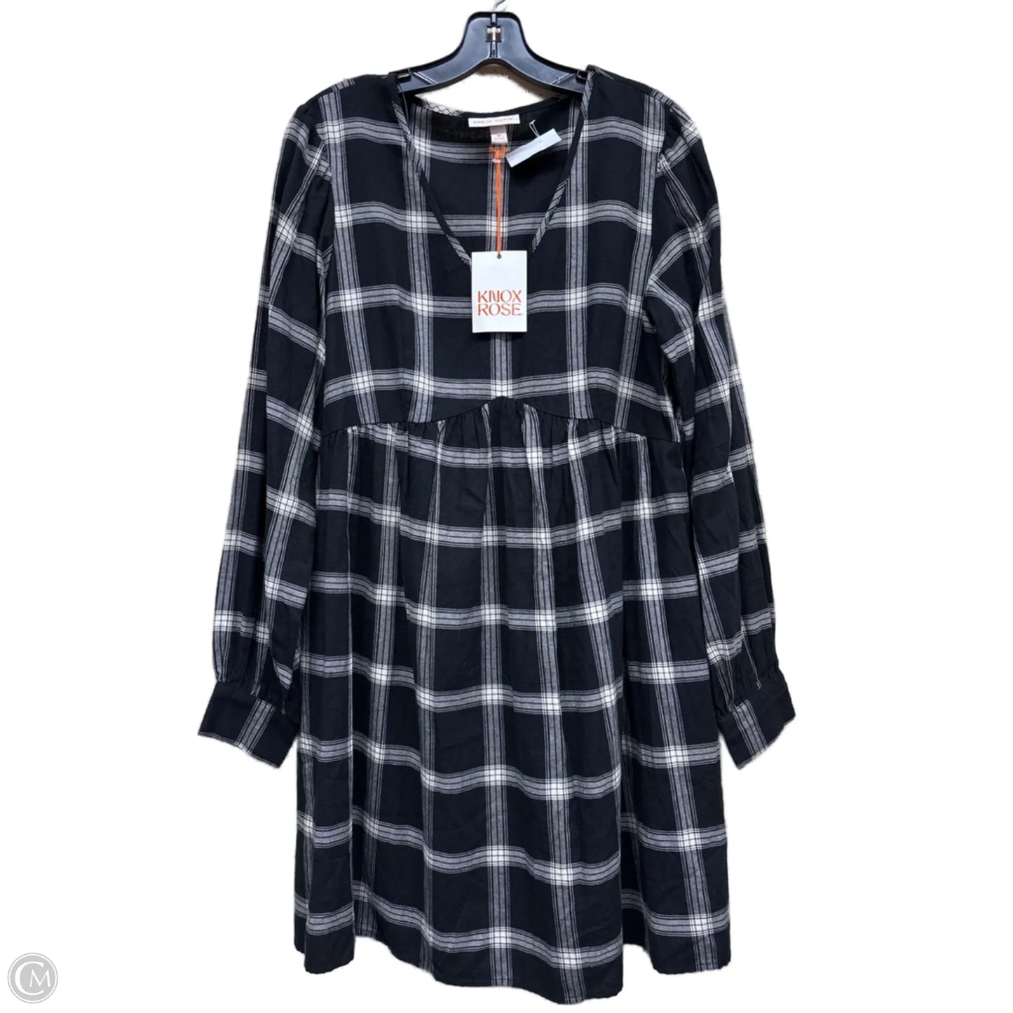 Dress Casual Short By Knox Rose In Plaid Pattern, Size: M