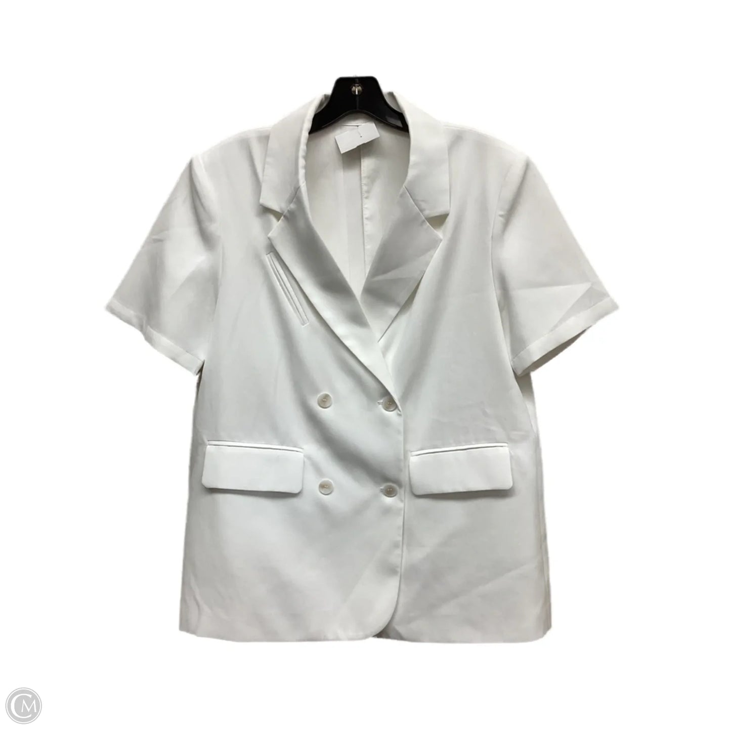 Top Short Sleeve By Clothes Mentor In White