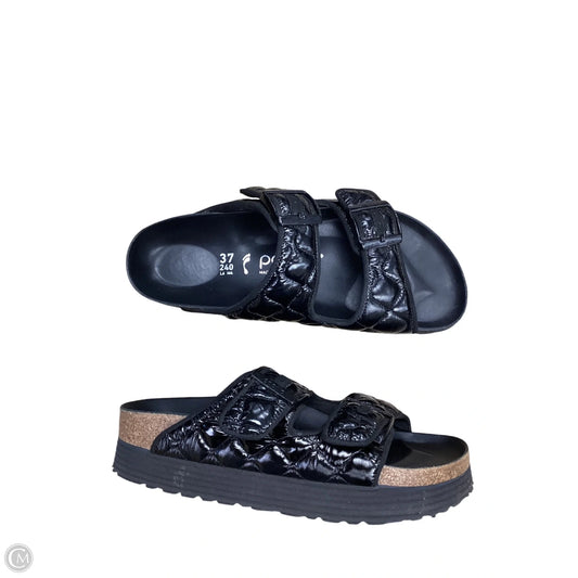 Sandals Heels Platform By Birkenstock In Black, Size: 6