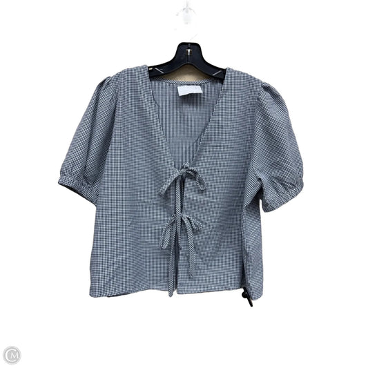 Top Short Sleeve By Clothes Mentor In Plaid Pattern, Size: L