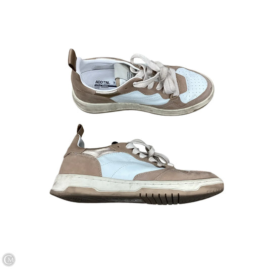 Shoes Sneakers By Steve Madden In White, Size: 7