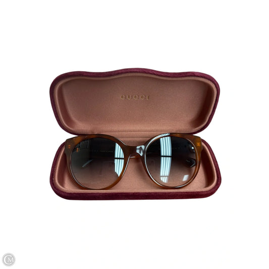 Sunglasses Luxury Designer By Gucci, Size: Medium