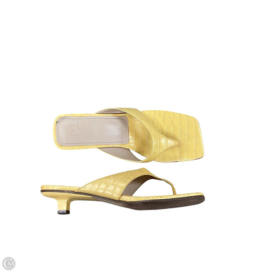 Sandals Heels Kitten By Marc Fisher In Yellow, Size: 7.5