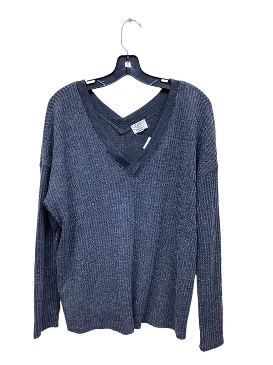 Top Long Sleeve By Clothes Mentor In Grey, Size: M