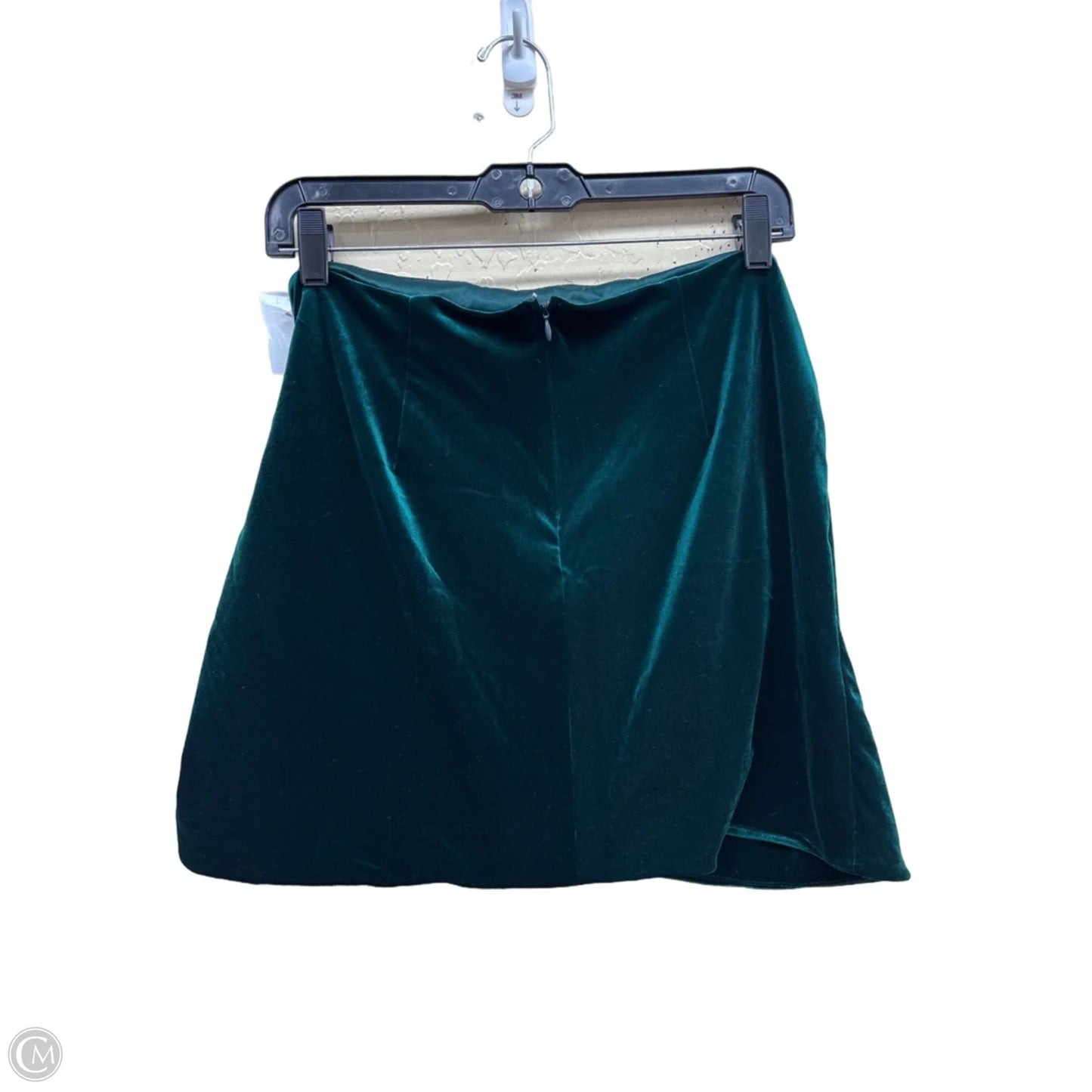 Skirt Mini & Short By Blue Rain In Green, Size: L
