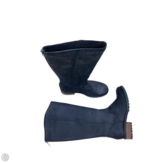 Boots Designer By Ugg In Grey, Size: 8