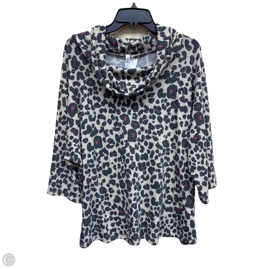 Top Short Sleeve By Clothes Mentor In Animal Print, Size: L