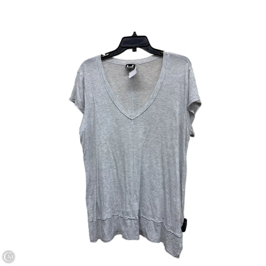 Top Short Sleeve By Bordeaux In Grey, Size: Xl