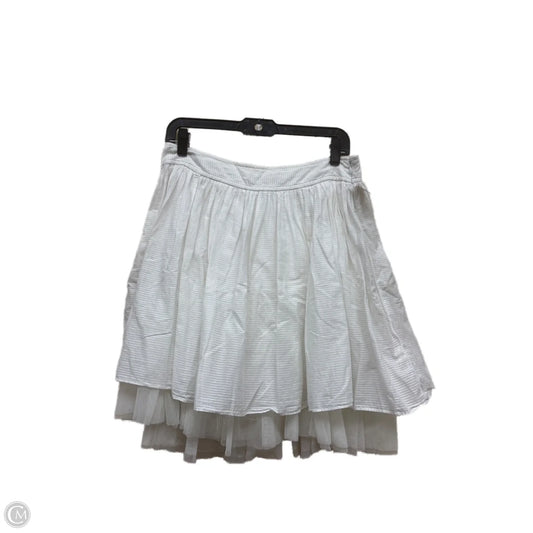 Skirt Mini & Short By Gap In White, Size: S