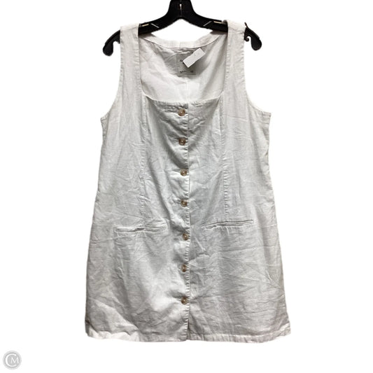 Dress Casual Short By Abercrombie And Fitch In White, Size: L