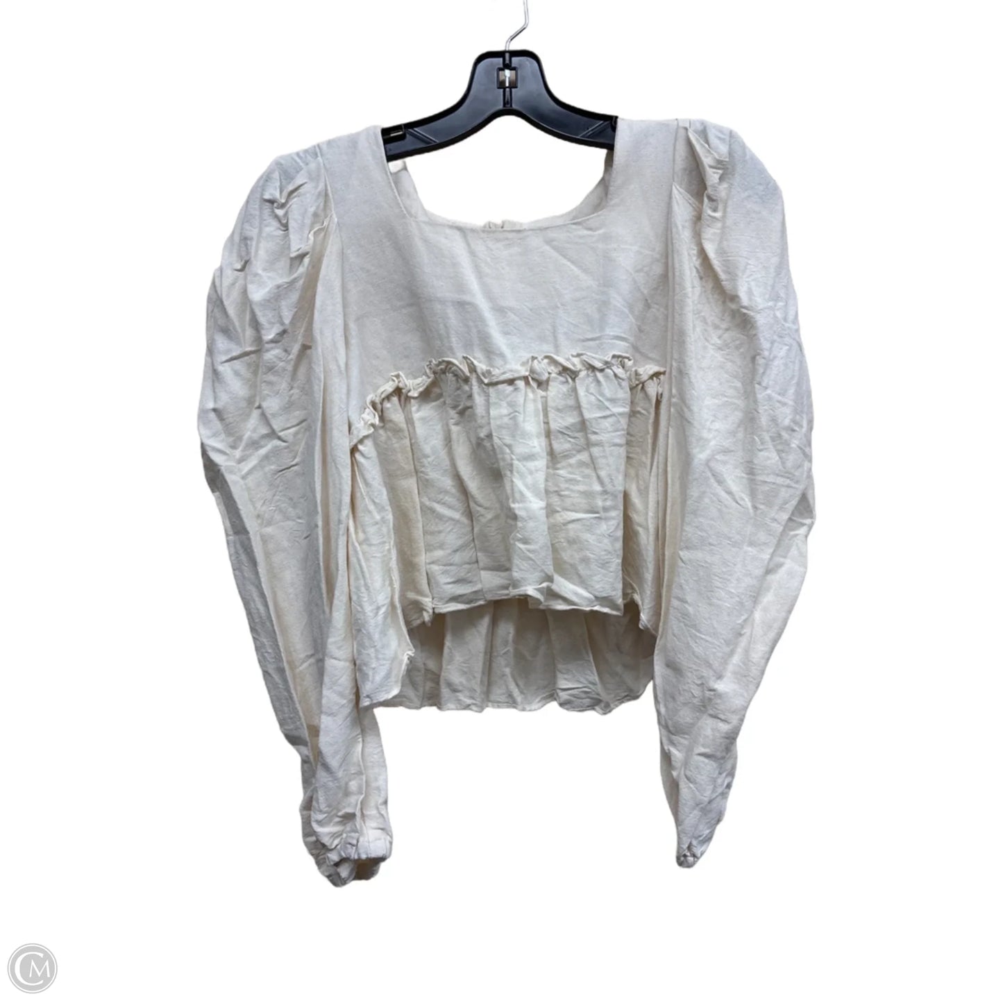 Top Long Sleeve By Clothes Mentor In Cream