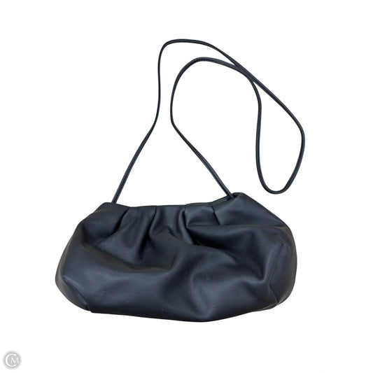 Crossbody By Clothes Mentor, Size: Medium