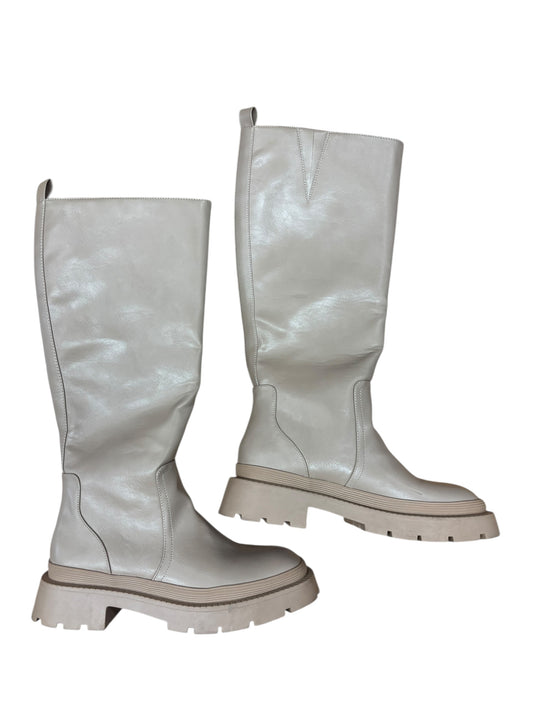 Boots Knee Flats By American Eagle In Tan, Size: 8.5