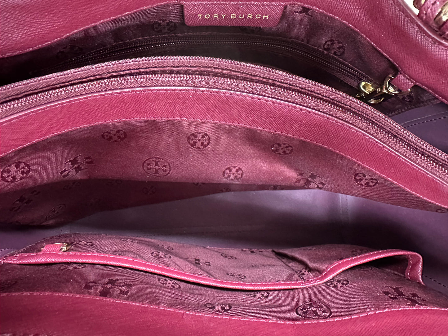 Handbag Designer By Tory Burch, Size: Medium